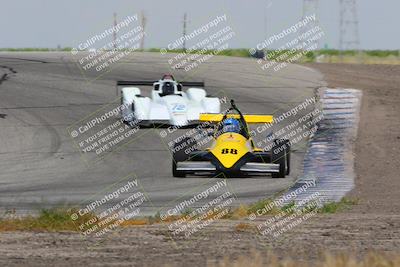 media/Apr-30-2023-CalClub SCCA (Sun) [[28405fd247]]/Group 4/Outside Grapevine/